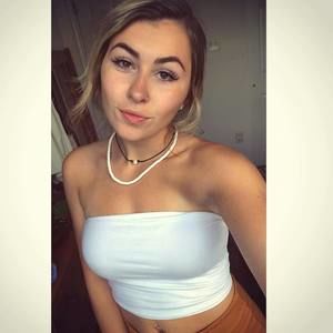 Meet your Posher, Olivia